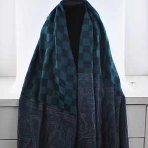 woman wrap